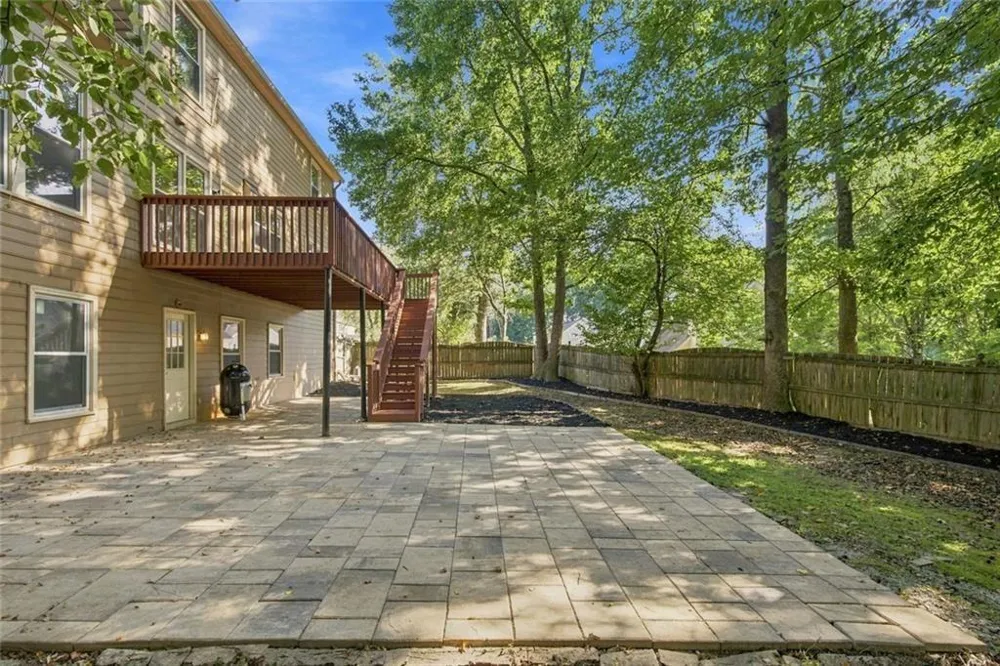 425 Fairford Lane Duluth, GA 30097