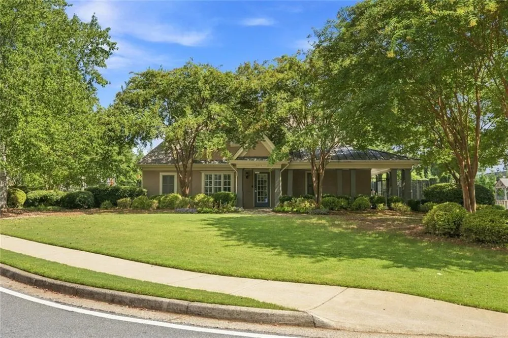 425 Fairford Lane Duluth, GA 30097