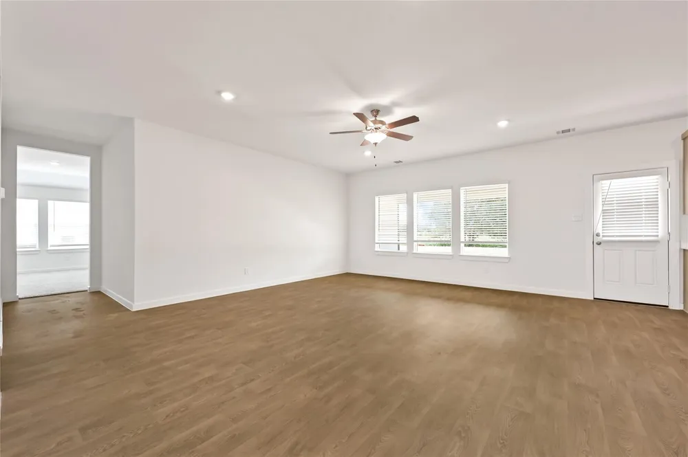 6611 Kingfisher Lane Beasley, TX 77417