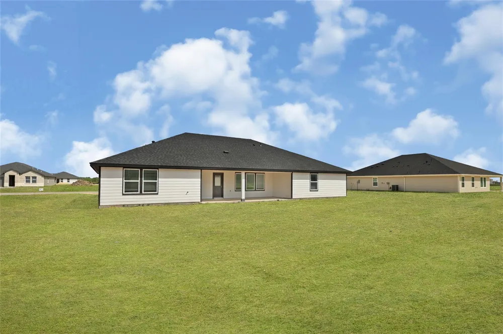 6611 Kingfisher Lane Beasley, TX 77417