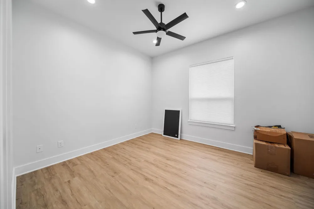 120 Adams Street Houston, TX 77011
