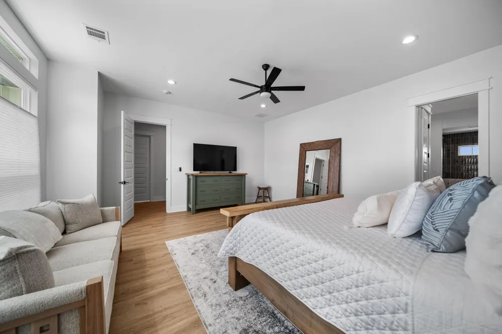 120 Adams Street Houston, TX 77011