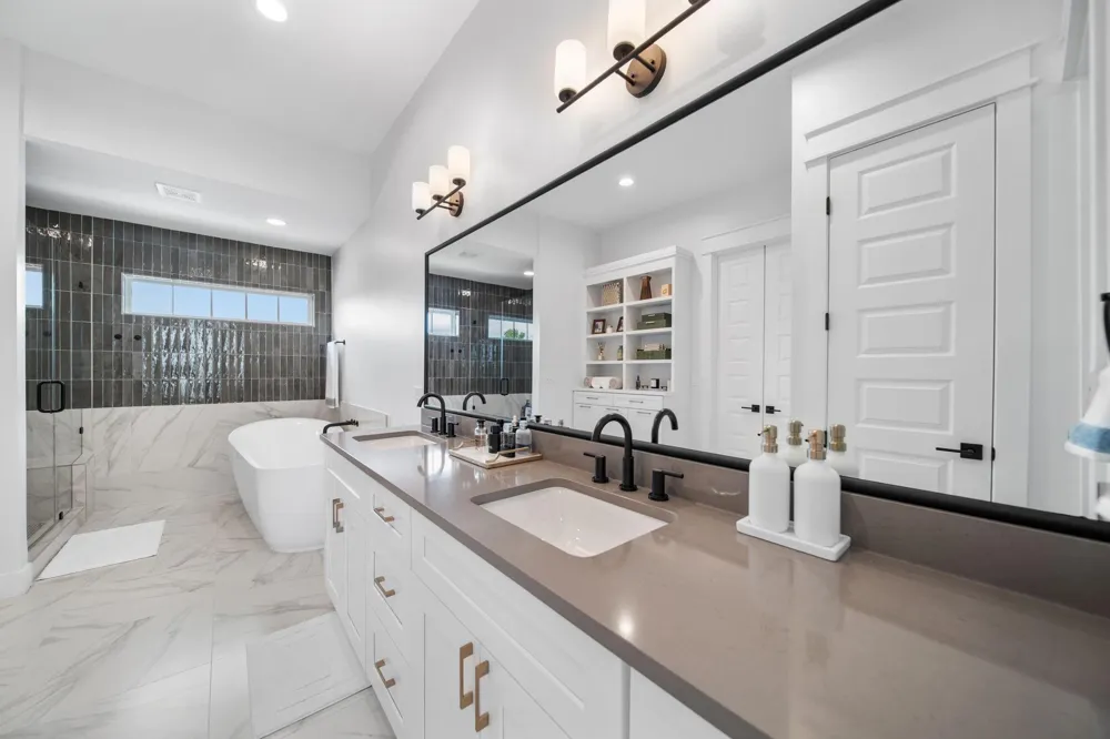 120 Adams Street Houston, TX 77011