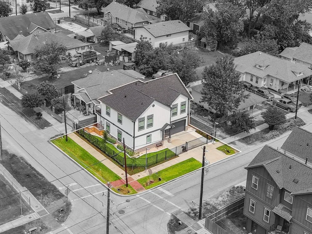 120 Adams Street Houston, TX 77011