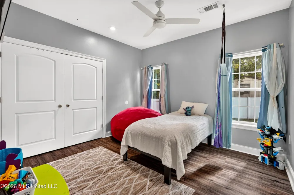 513 Fifth Street Picayune, MS 39466