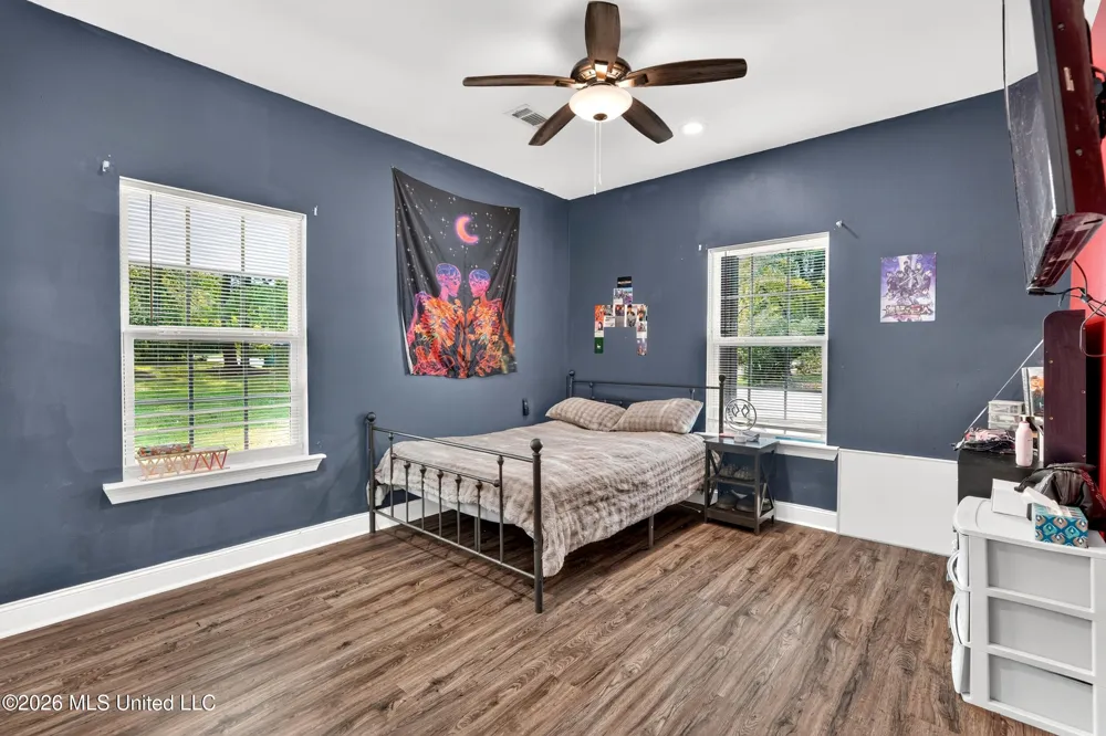 513 Fifth Street Picayune, MS 39466