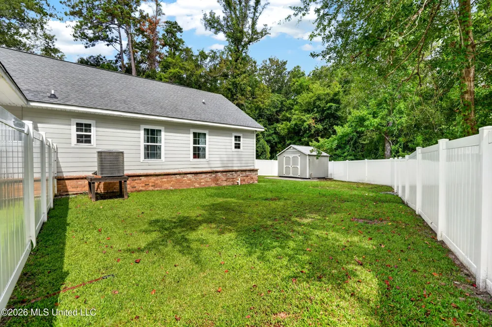 513 Fifth Street Picayune, MS 39466