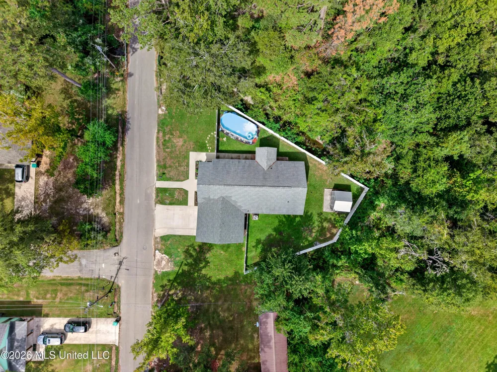513 Fifth Street Picayune, MS 39466