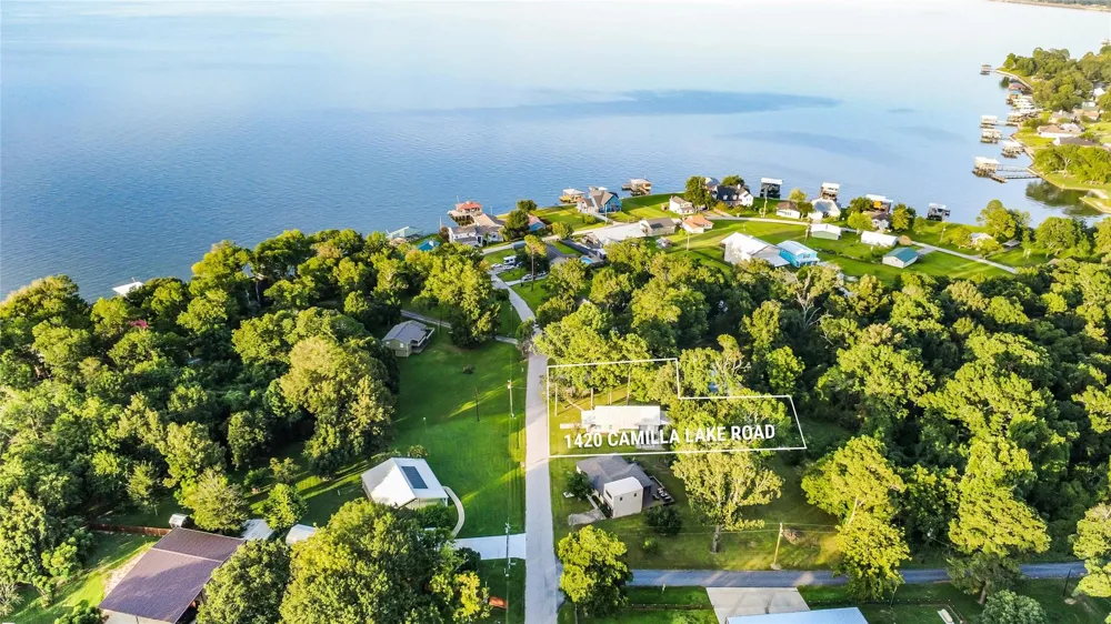 1420 Camilla Lake Road Coldspring, TX 77331