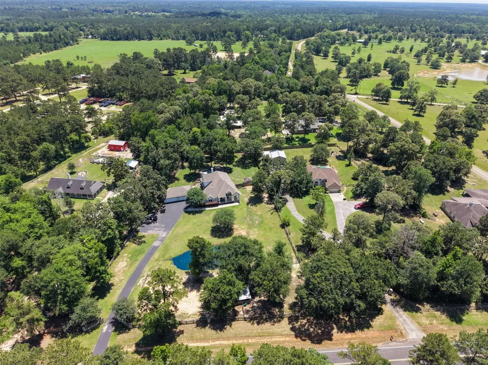 12300 Cedar Lane Willis, TX 77378