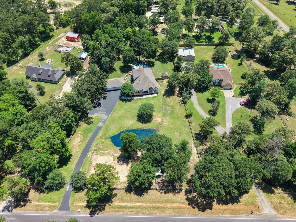 12300 Cedar Lane Willis, TX 77378