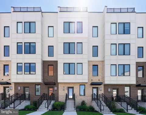 305 MANION ALLEY