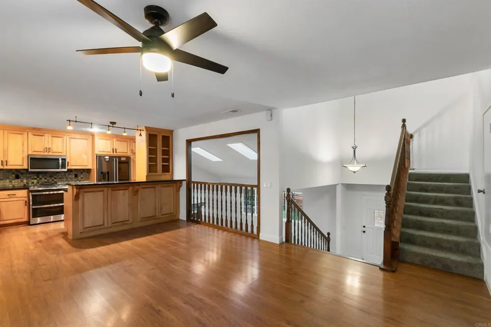 3813 Sierra Morena Avenue Carlsbad, CA 92010