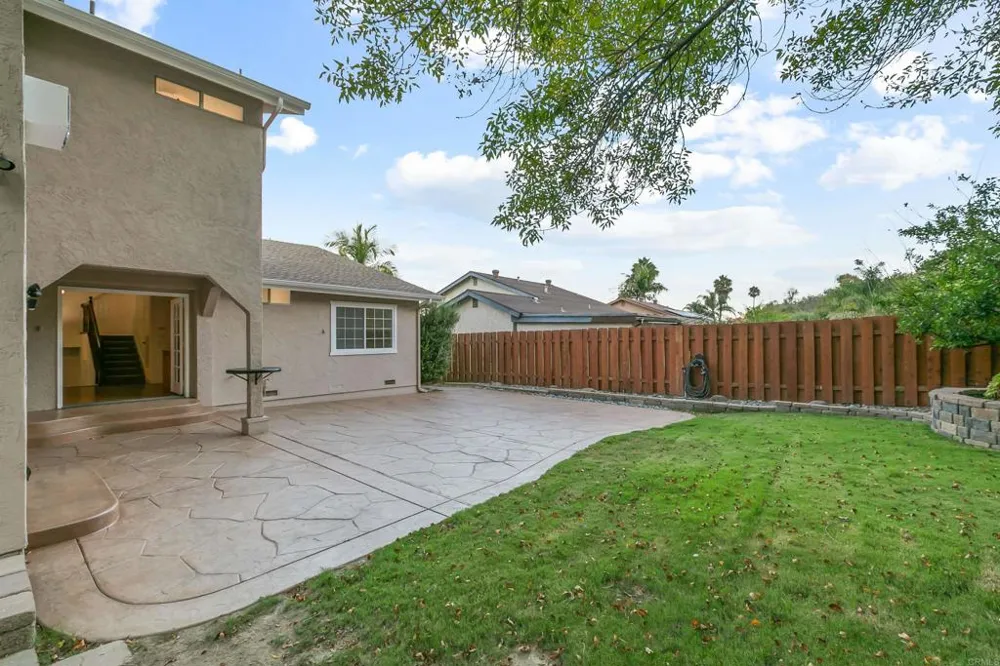 3813 Sierra Morena Avenue Carlsbad, CA 92010