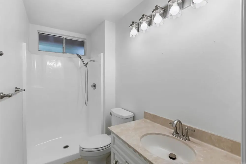 3813 Sierra Morena Avenue Carlsbad, CA 92010