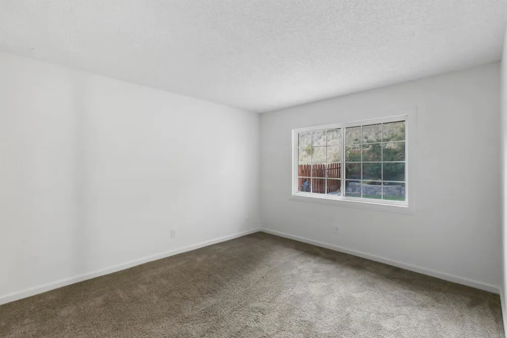 3813 Sierra Morena Avenue Carlsbad, CA 92010