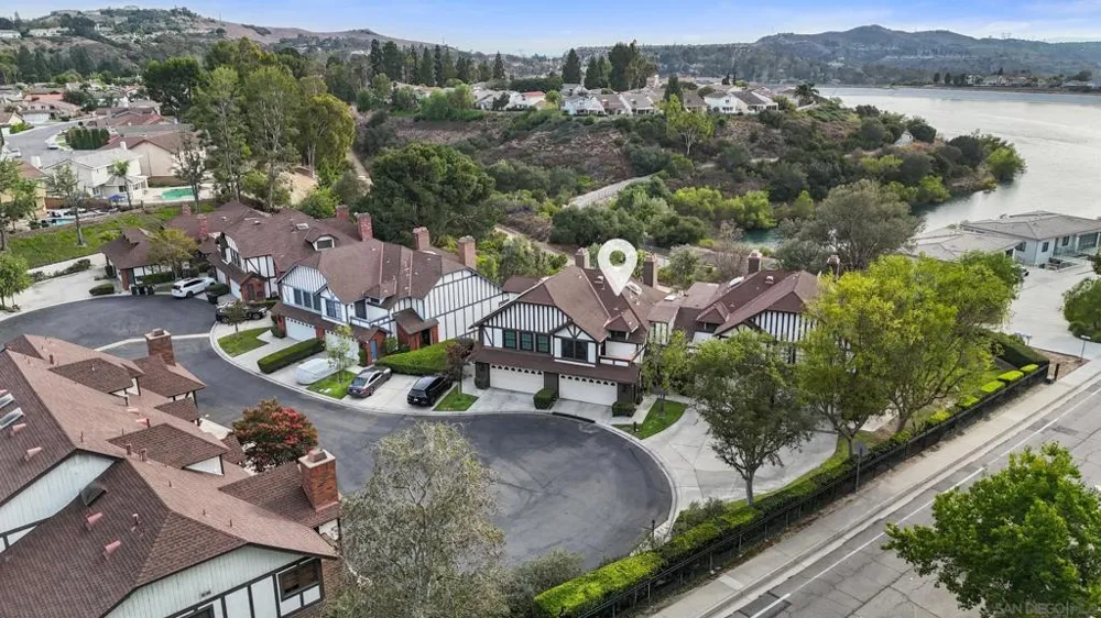 984 S Rim Crest Dr #7 Anaheim, CA 92807