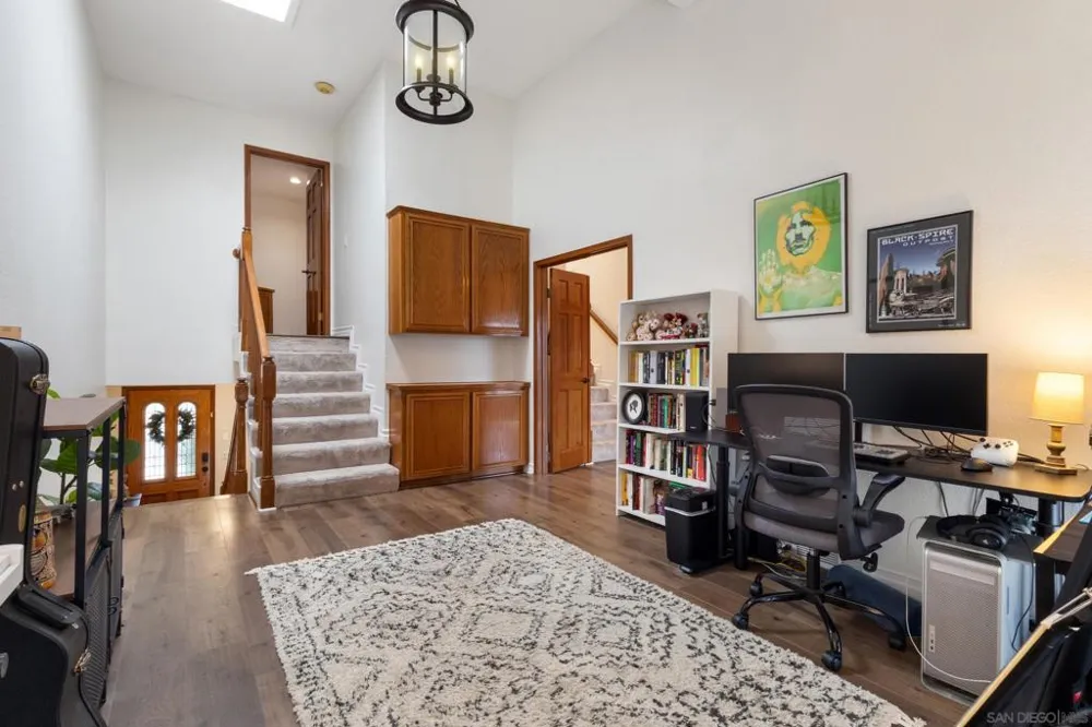 984 S Rim Crest Dr #7 Anaheim, CA 92807
