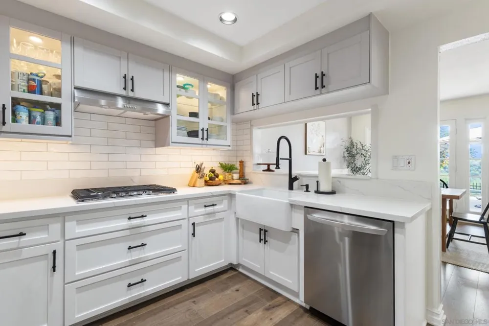 984 S Rim Crest Dr #7 Anaheim, CA 92807
