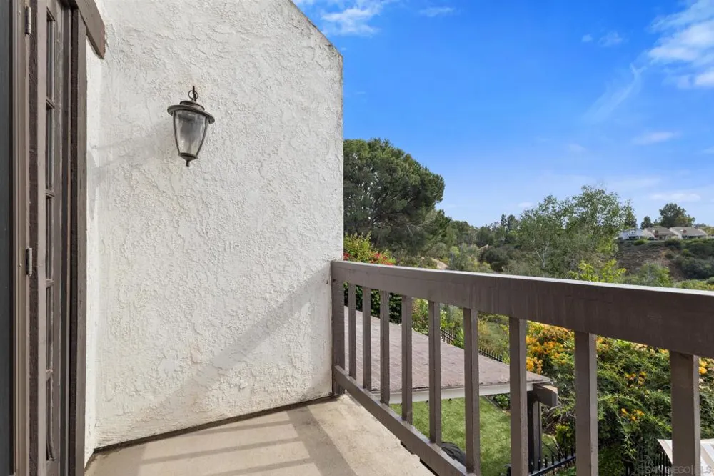 984 S Rim Crest Dr #7 Anaheim, CA 92807