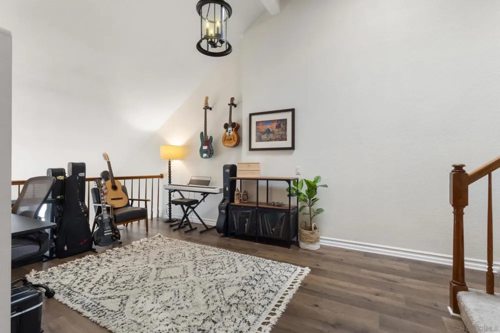 984 S Rim Crest Dr #7 Anaheim, CA 92807