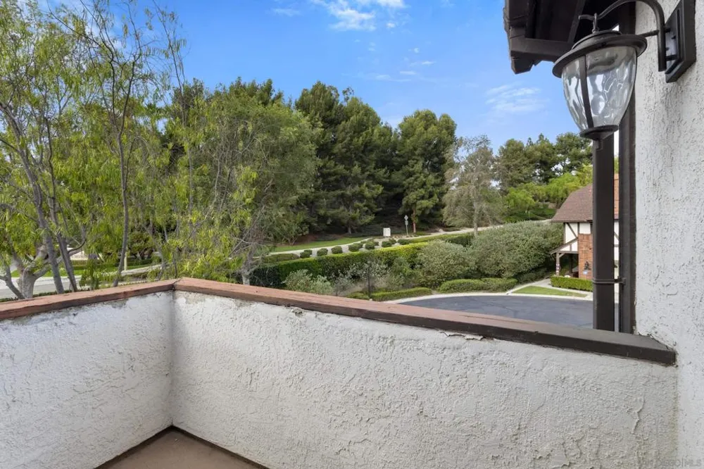 984 S Rim Crest Dr #7 Anaheim, CA 92807