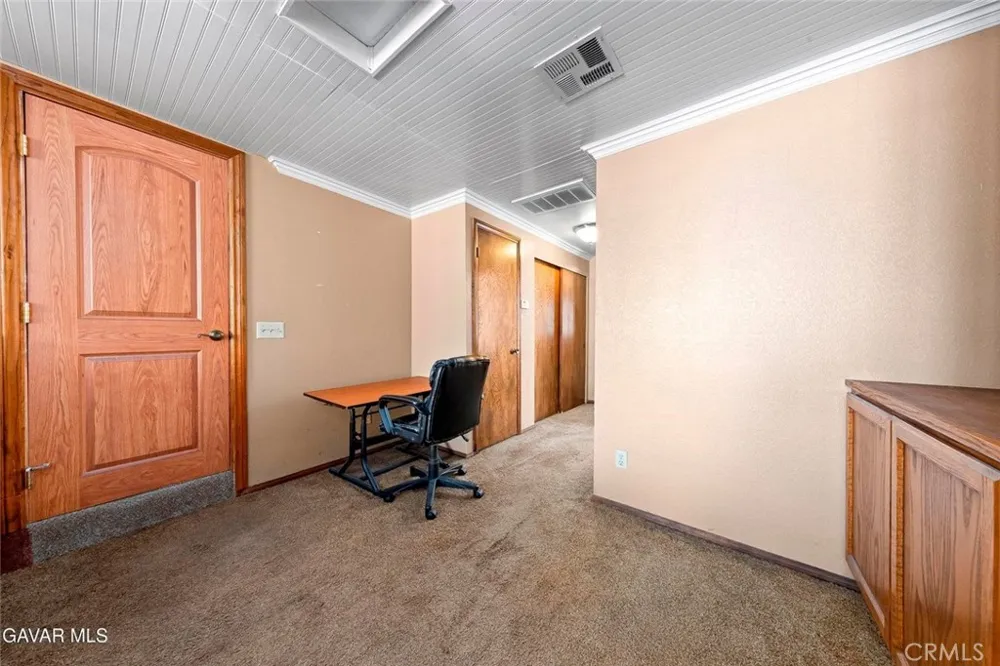 43029 Ed Halley Lancaster, CA 93536