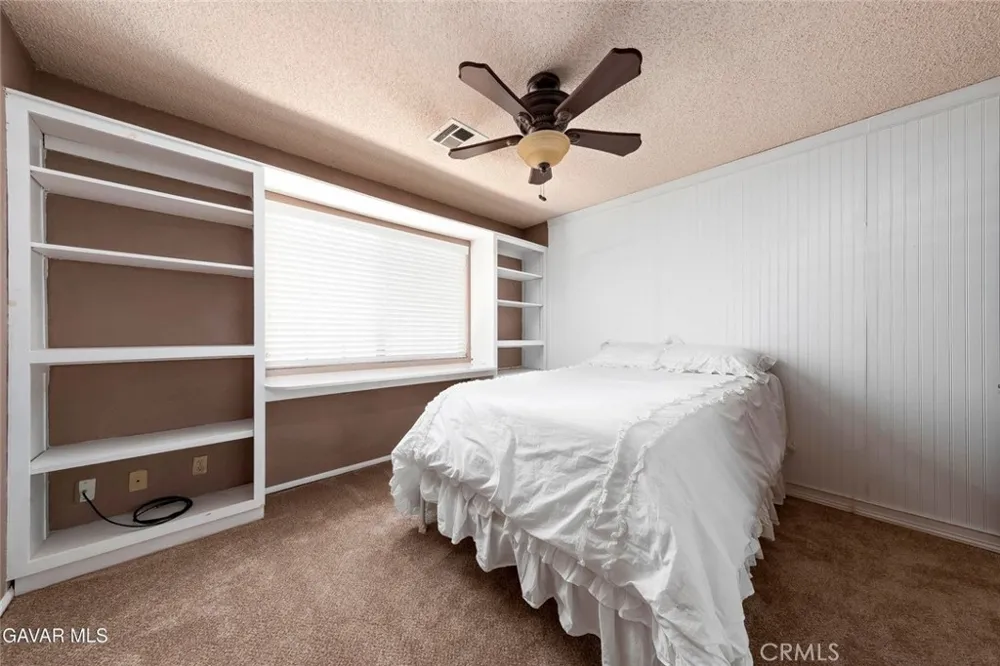 43029 Ed Halley Lancaster, CA 93536