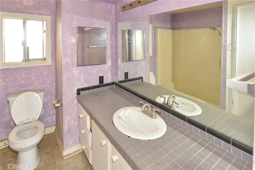 8730 Eaby Road Phelan, CA 92371