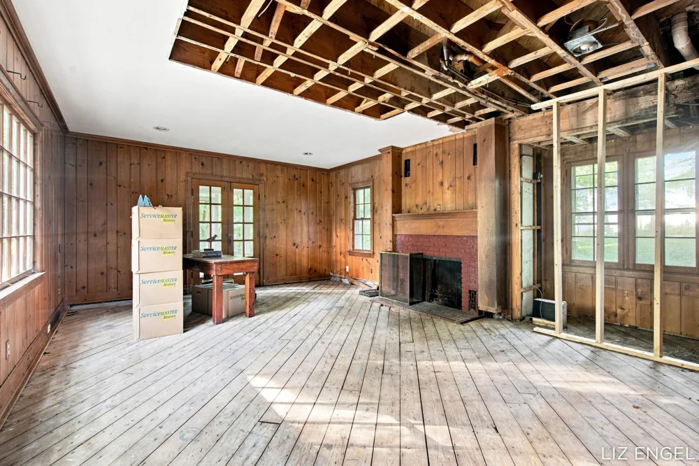 2309 Forest Trail Circle Fennville, MI 49408