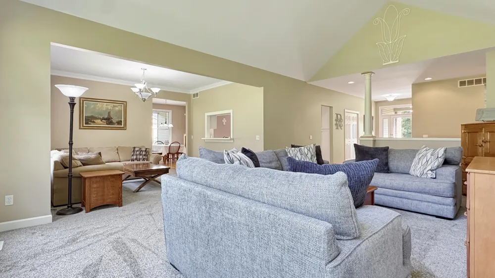 618 White Pine Drive Cadillac, MI 49601