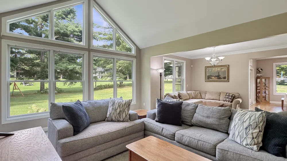 618 White Pine Drive Cadillac, MI 49601