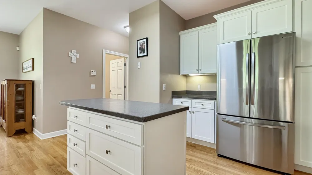 618 White Pine Drive Cadillac, MI 49601