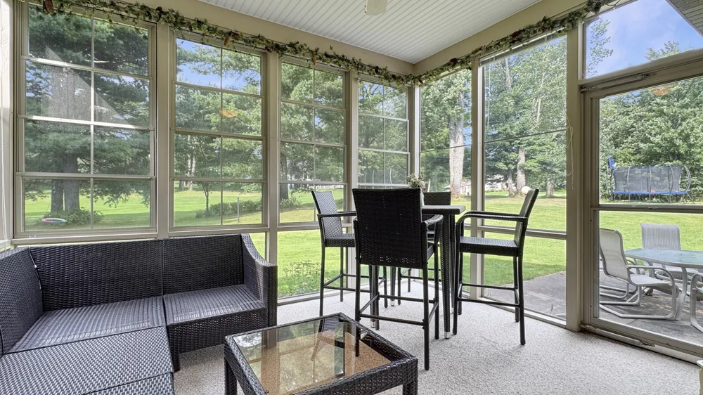618 White Pine Drive Cadillac, MI 49601
