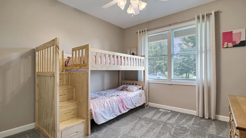 618 White Pine Drive Cadillac, MI 49601