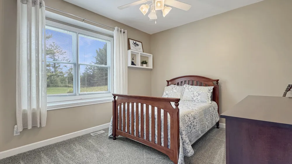 618 White Pine Drive Cadillac, MI 49601