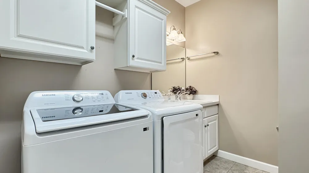 618 White Pine Drive Cadillac, MI 49601