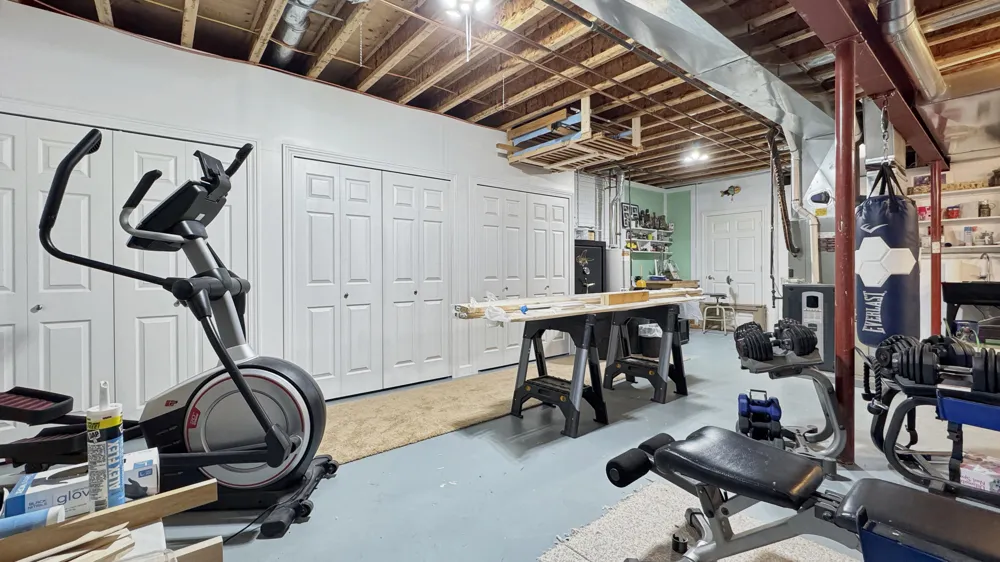 618 White Pine Drive Cadillac, MI 49601