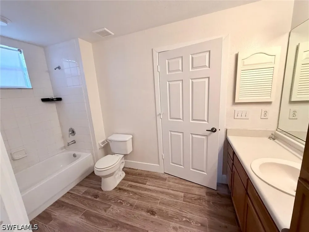 Address Not Shown Naples, FL 34119