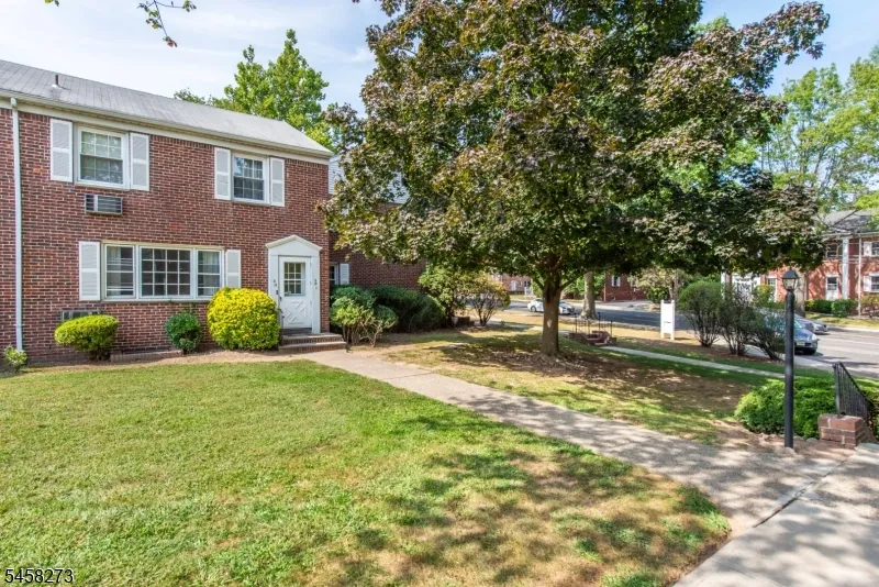 445 Morris #13D Unit 13D Springfield, NJ 07081