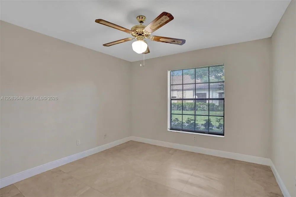 7532 Nova Dr #19 Davie, FL 33317