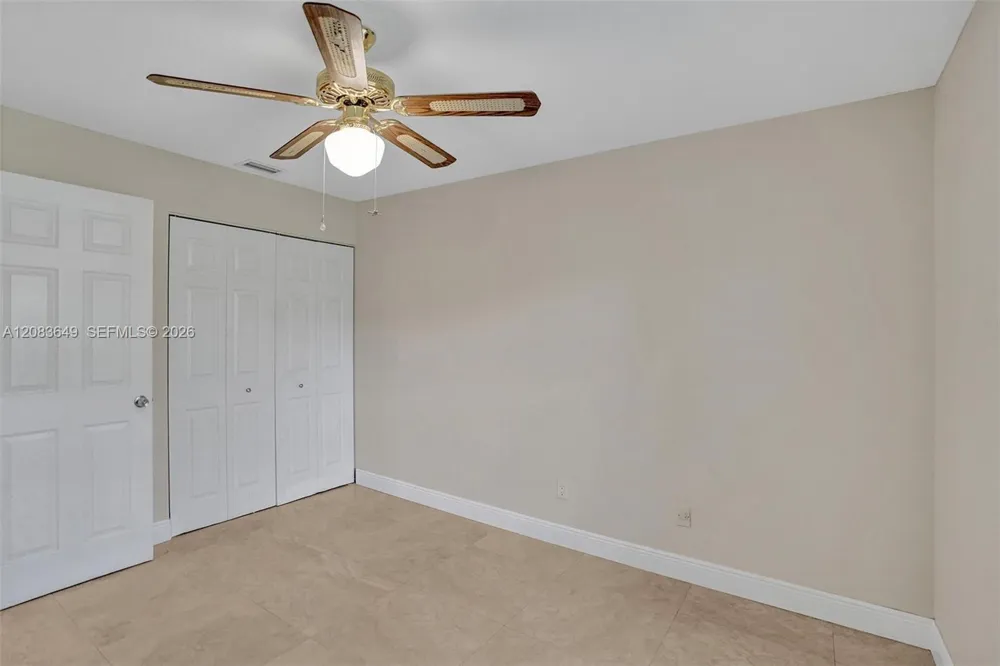 7532 Nova Dr #19 Davie, FL 33317