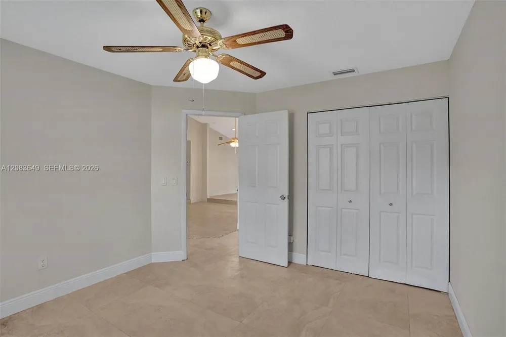 7532 Nova Dr #19 Davie, FL 33317