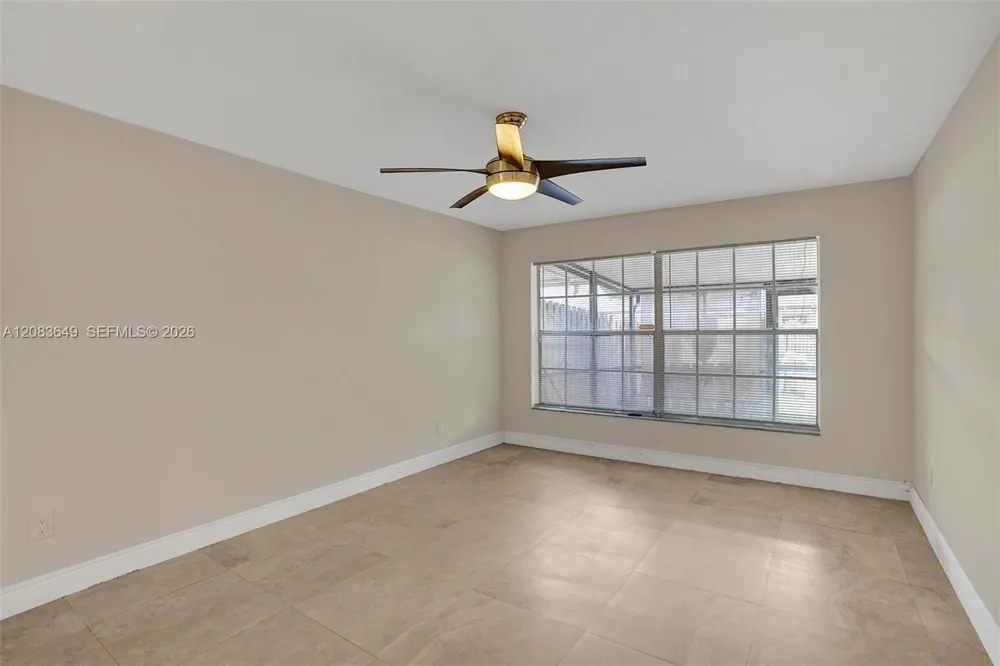 7532 Nova Dr #19 Davie, FL 33317