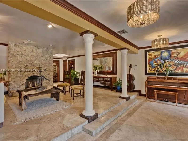 1150 Biscayne Point Rd Miami Beach, FL 33141