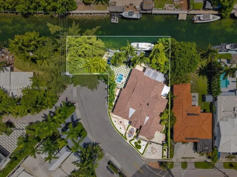 1150 Biscayne Point Rd Miami Beach, FL 33141