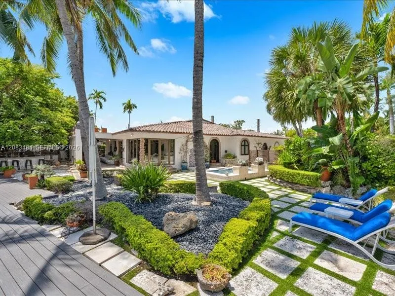 1150 Biscayne Point Rd Miami Beach, FL 33141