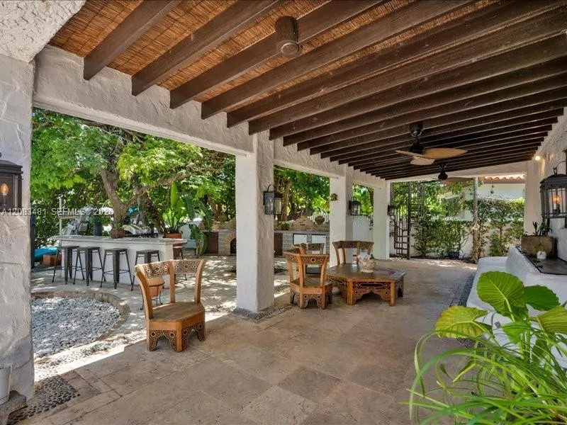 1150 Biscayne Point Rd Miami Beach, FL 33141