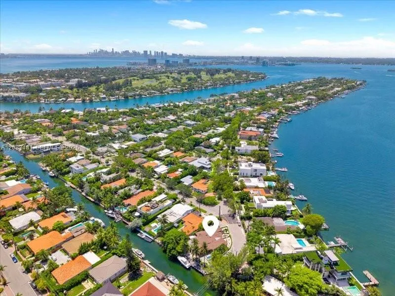 1150 Biscayne Point Rd Miami Beach, FL 33141