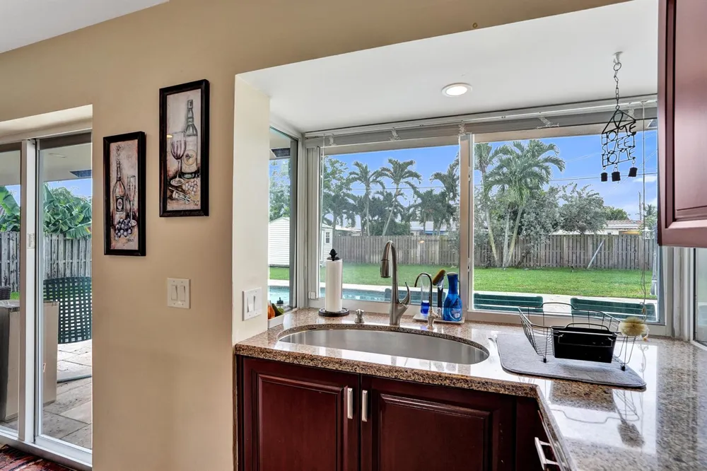 80 SE 10TH STREET Pompano Beach, FL 33060